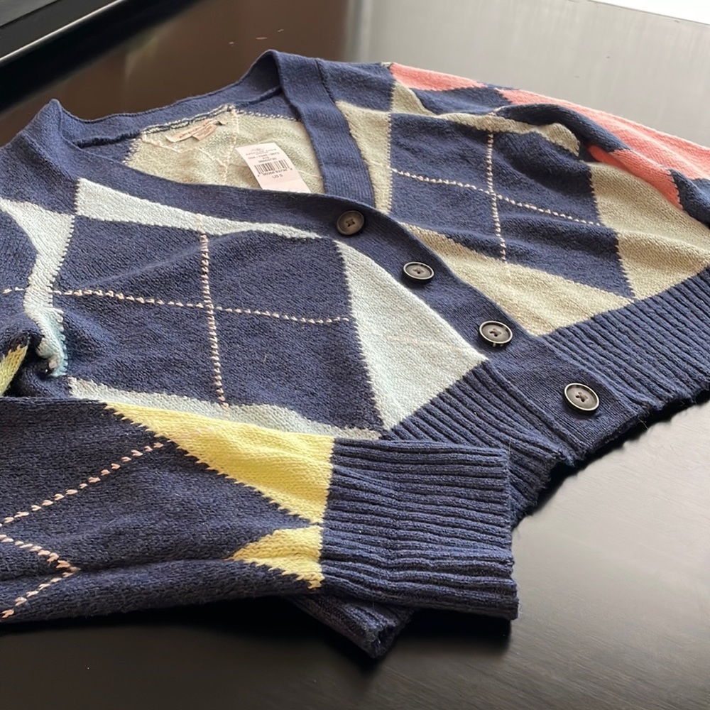 American Eagle 🦅 Cropped Argyle Cardigan